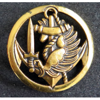 insigne de béret des commandos parachutistes coloniaux de fabrication Coinderoux