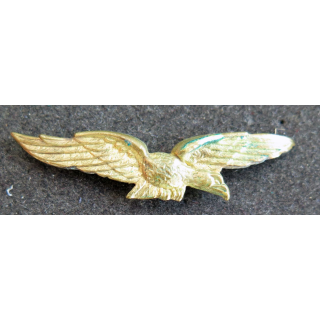 AIR : insigne de calot de l’armée de l’Air gerfaut en métal bronzé embouti avec pattes de fixation