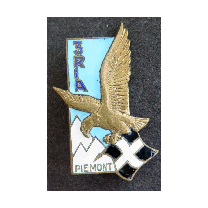3° RIA : Insigne métallique du 3° régiment d'infanterie alpine de fabrication Drago Paris G. 1362 en émail de 1962