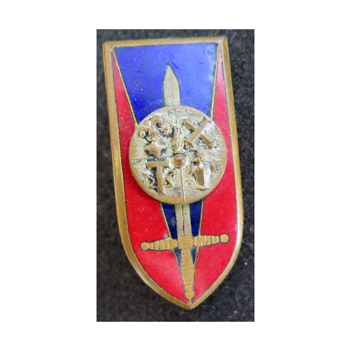 ESM  COETQUIDAN : Groupement interarmes Arthus Bertrand G. 1176  en émail