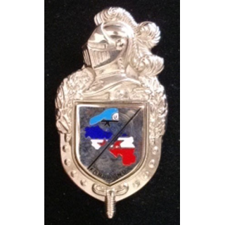 GENDARMERIE : Insigne de la gendarmerie Forpronu avec l'écu tout argenté (plateau doré)
