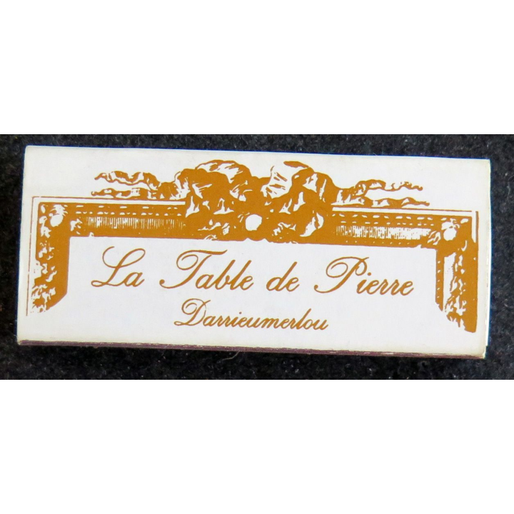 BOITE D'ALLUMETTES :  La Table de Pierre Darrieumerlou (vide)
