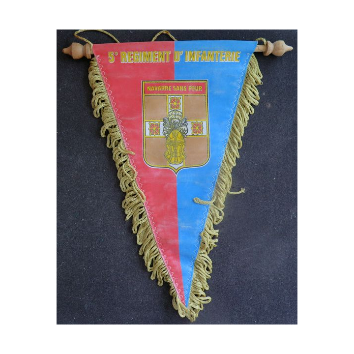 5° RI : fanion du 5° régiment d'Infanterie 27 cm