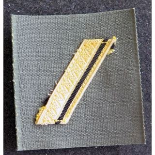 FRANCE : galon de combat de sergent engagé sur Velcro