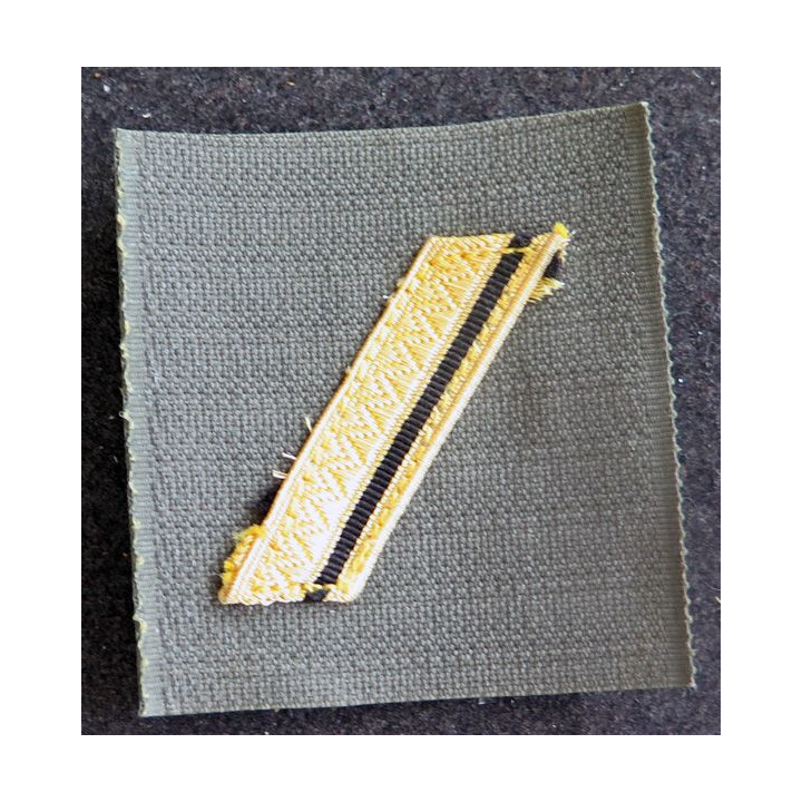 FRANCE : galon de combat de sergent engagé sur Velcro