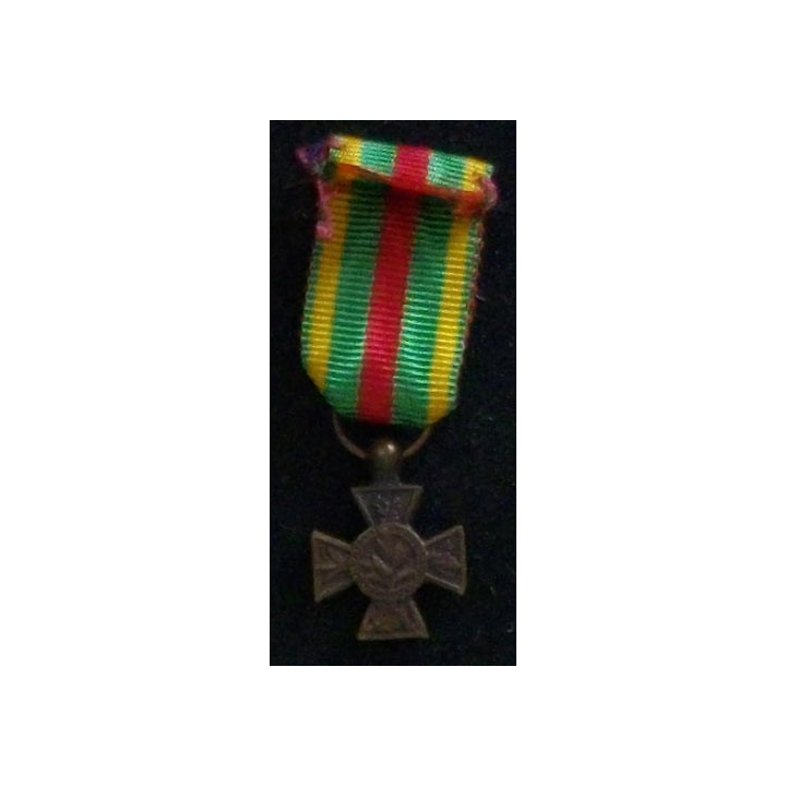 FRANCE : CROIX COMBATTANTS VOLONTAIRES 1914-18 RÉDUCTION