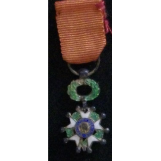 FRANCE : ORDRE DE LA LÉGION D'HONNEUR ARGENT EN RÉDUCTION
