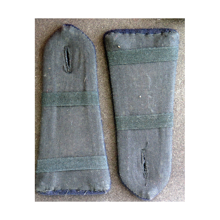 vieille paire d'épaulette de soldat d'infanterie de Marine TDM / RIMA