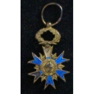 FRANCE : ORDRE NATIONAL DU MÉRITE EN RÉDUCTION GROS ÉCLATS