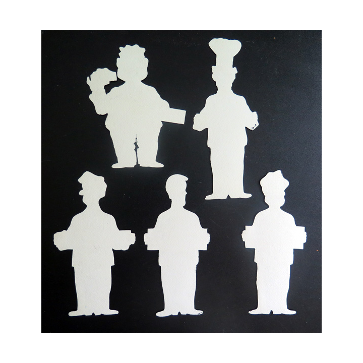 Lot de 5 personnages peints hauteur environ 15 cm