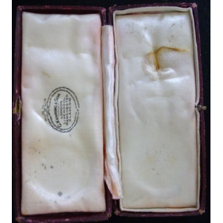 BOITIER DE MÉDAILLE ANGLAISE FRANC-MAÇONNIQUE
