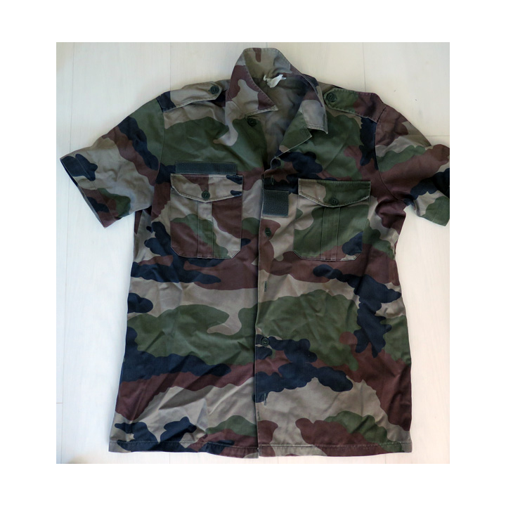 Chemisette manches courtes camouflée taille 41-42 2001 Induyco occasion TBE