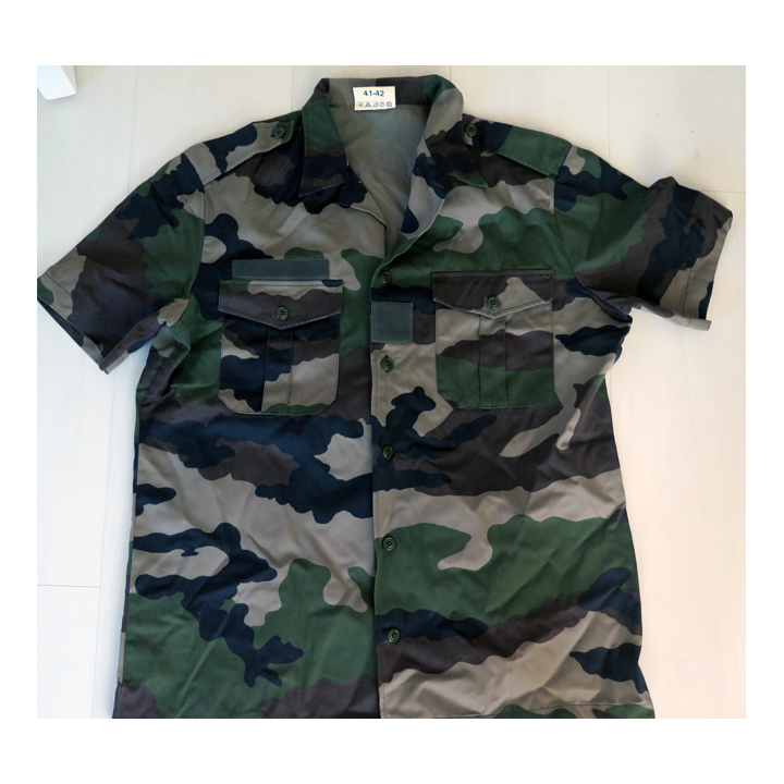 Chemisette manches courtes camouflée taille 41-42 2001 Induyco occasion TBE