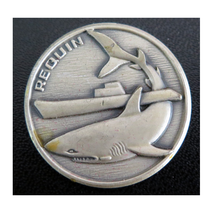 Rondache argentée du sous marin REQUIN FIA