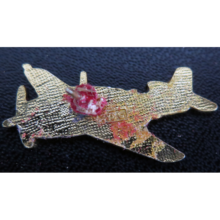 Pin's de l'avion de combat de la Marine nationale TBM Avenger Flotille 5 F 26 ?