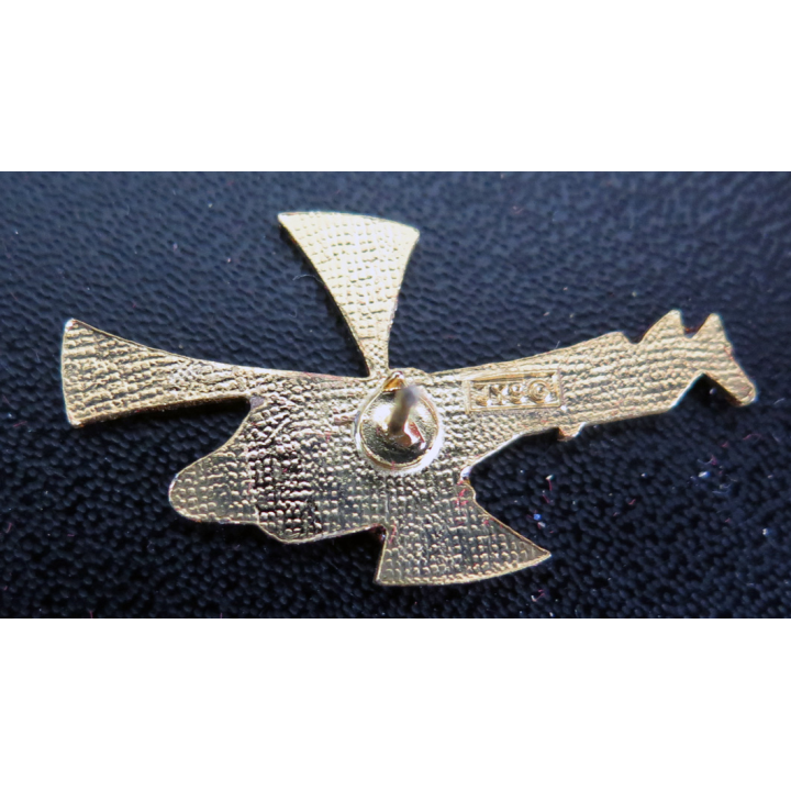Pin's de l'hélicoptère de la Marine  nationale Lynx 272 ?
