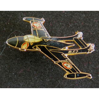 Pin's d'avion de la Marine nationale Aquilon 16 F 7 ?