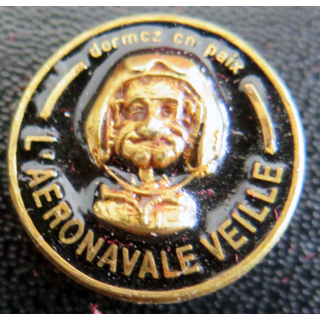 Pin's de l'aéronavale veille FIA attache cassée
