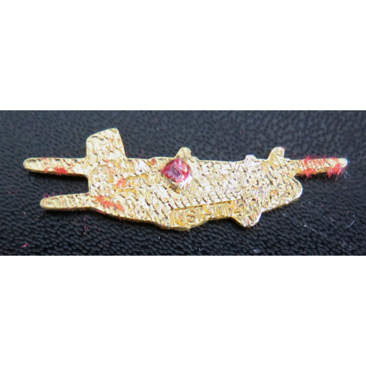 copie de Pin's d'avion de l'aéronavale attache cassée Insignia
