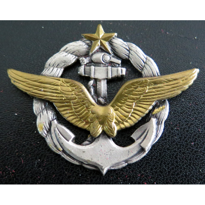 Insigne de pilote aéronavale Drago Paris. SANS ATTACHE et traces de colle au dos