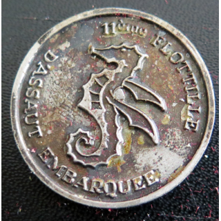 11 F : médaille de la 11° Flottille d'assaut embarquée Super étendard diamètre 3,5 cm
