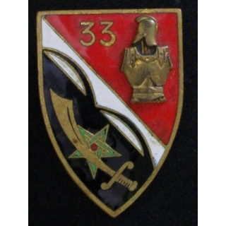 33°RG : insigne du 33° régiment du Génie en émail de fabrication Drago G. 2093