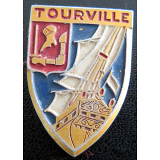 TOURVILLE : insigne du Croiseur TOURVILLE en alu peint AUGIS