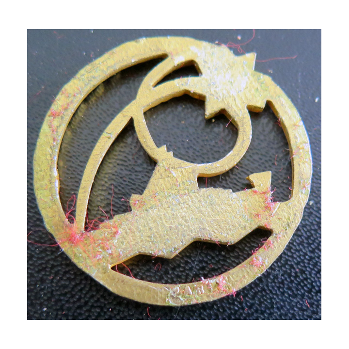 ARCTURUS : insigne du Dragueur côtier ARCTURUS Arthus Bertrand Paris en émail