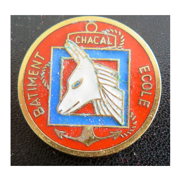 Rondache émaillée du bâtiment école CHACAL FIA