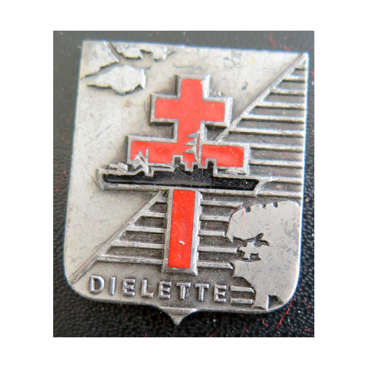 DIELETTE : insigne refrappé et émaillé du Chasseur 14 DIELETTE Arthus Bertrand Paris