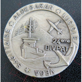 24° DIVPAT  : Rondache argentée de la 24° Division de patrouilleurs Vega Sagittaire Aldebaran luciole AB Paris