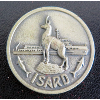 ISARD : Rondache argentée du bâtiment Isard FIA