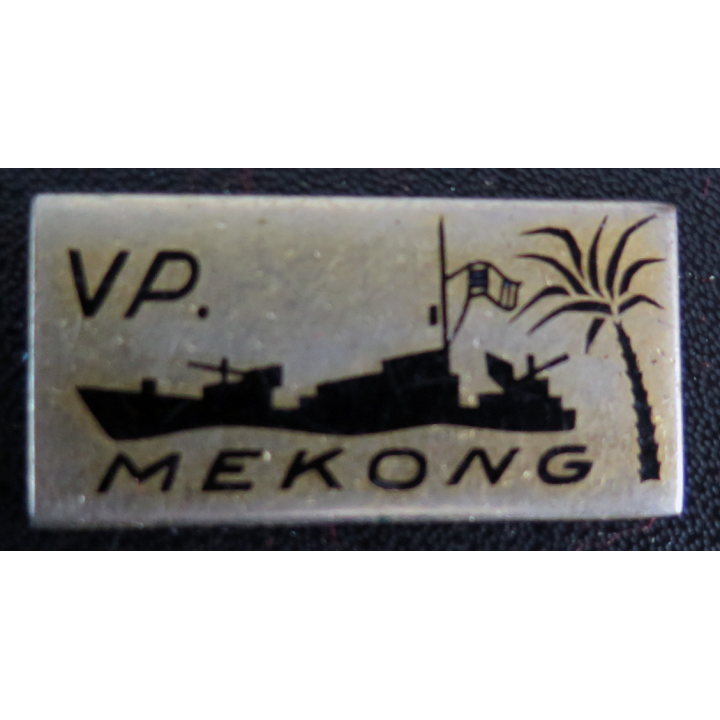 VP MEKONG : insigne de la vedette de Port Mekong Drago Romainville en émail