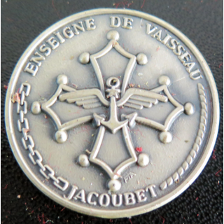 EV JACOUBET : Rondache argentée de l'enseigne de vaisseau Jacoubet FIA