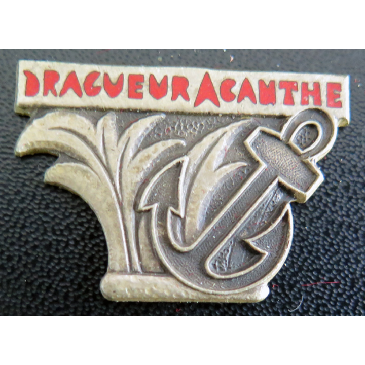 ACANTHE : insigne du dragueur côtier Acanthe Drago en émail