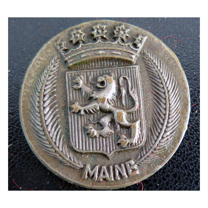 MAINE : Rondache argentée du Maine (modèle Augis)
