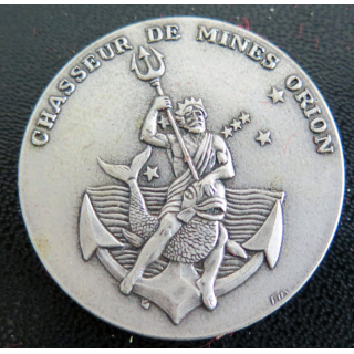 ORION : Rondache argentée du chasseur de mines Orion FIA