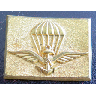 PONCHARDIER : insigne de brevet de parachutiste de la Marine sur métal doré matricé