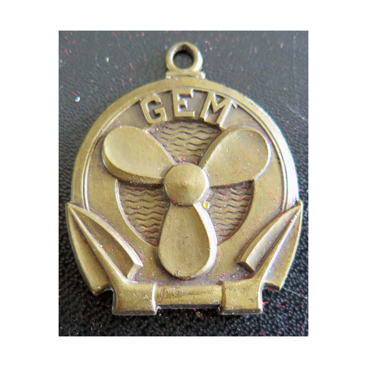 GEM : insigne du groupe des écoles de mécaniciens de la Marine Drago Paris