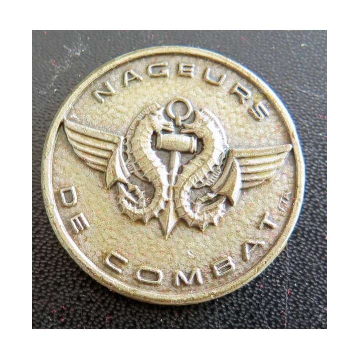 NAGEURS DE COMBAT : rondache argentée des nageurs de combat FIA