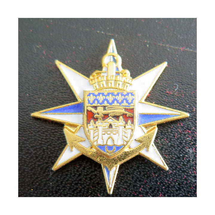 ESSA : insigne de l'école du service de santé des armées de Bordeaux en émail
