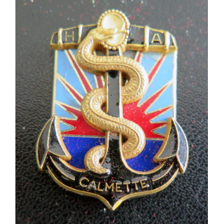 HA CALMETTE : insigne de l'hôpital des armées Calmette Drago Paris G. 3110