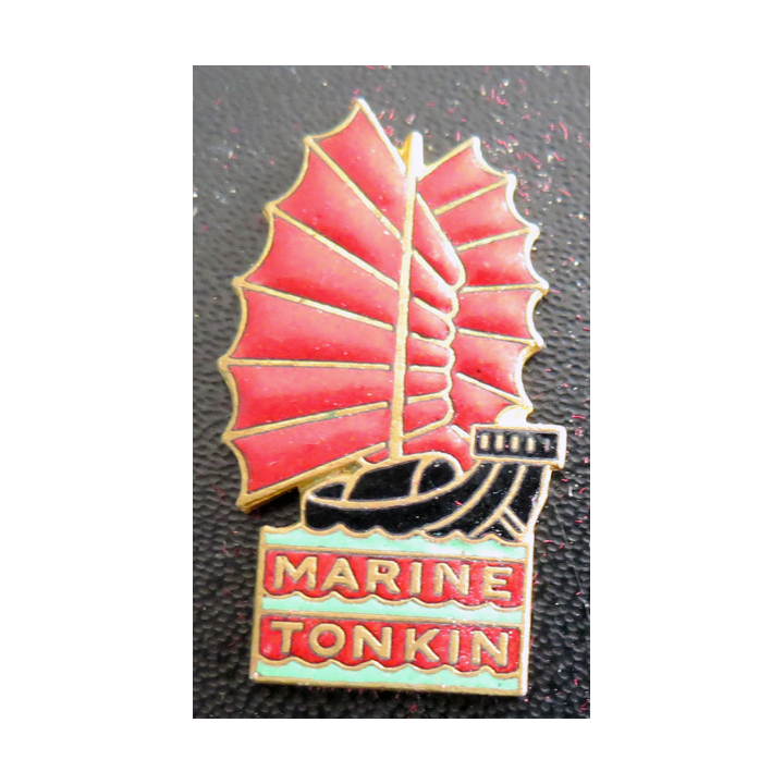 MARINE TONKIN : insigne de la Marine au Tonkin Drago Olivier Métra en émail