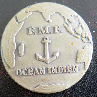 FMF OCÉAN INDIEN : rondache argentée de la Force maritime français de l'Océan Indien FIA