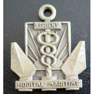 HM LORIENT : insigne argenté de l'hôpital maritime de Lorient