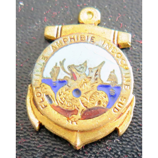 FAIS : boutonnière de la Flotille Amphibie Indochine Sud 2,4 cm de hauteur en émail