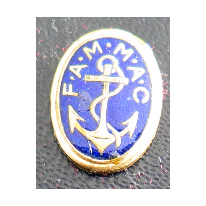 FAMMAC : épinglette de la fédération des anciens marins et marins anciens combattants en émail