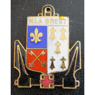 HIA BREST : insigne de l'hôpital d'instruction des armées de Brest FIA en émail