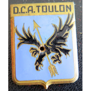 DCA TOULON : insigne de la défense contre avions de Toulon Courtois en émail