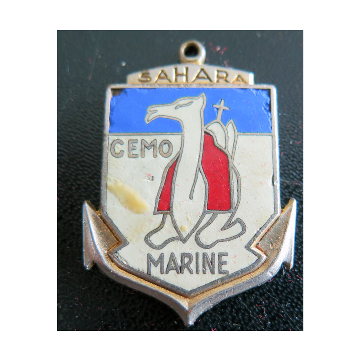 CEMO : insigne du centre d'expérimentation militaire des oasis marine Arthus Bertrand Paris en émail